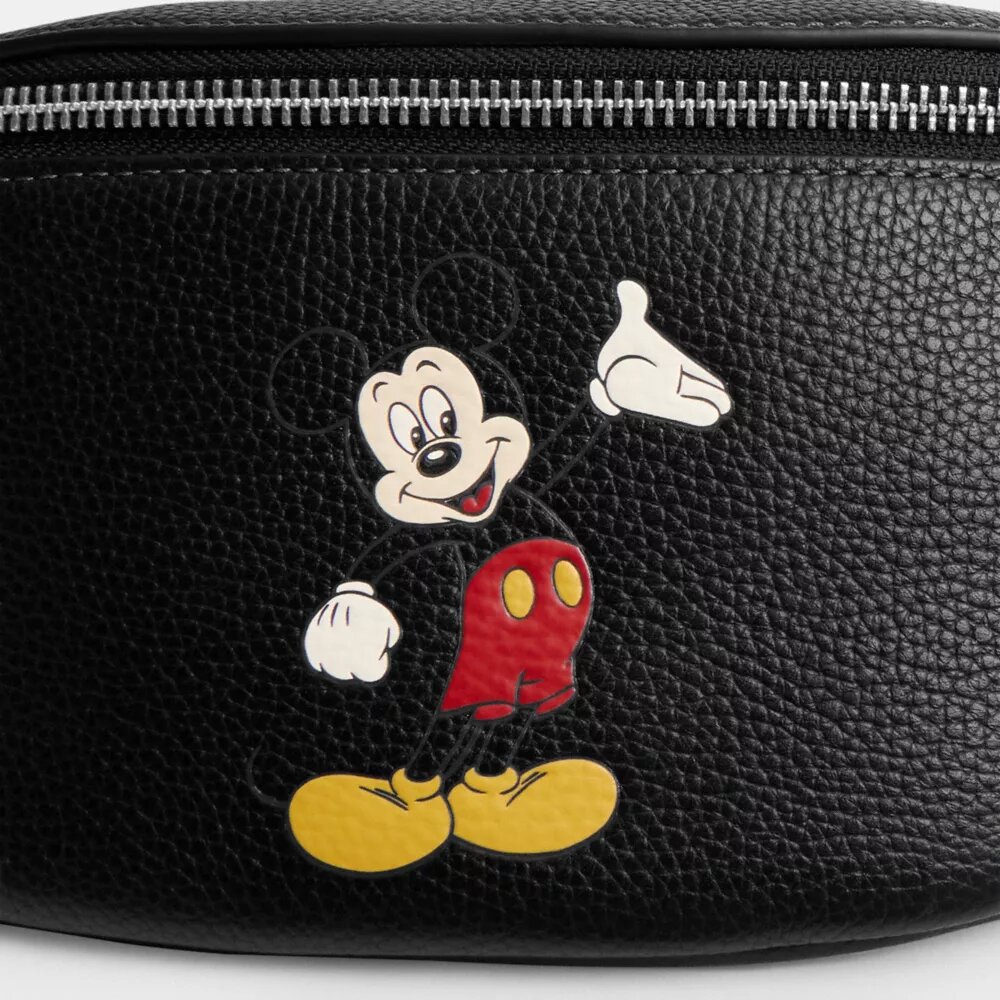 Τσάντα ζώνης Disney X Coach Charter 7 με τον Μίκυ Μάους