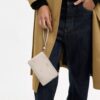 Τσαντάκι καρπού με φερμουάρ στη γωνία και τύπωμα αστεριών