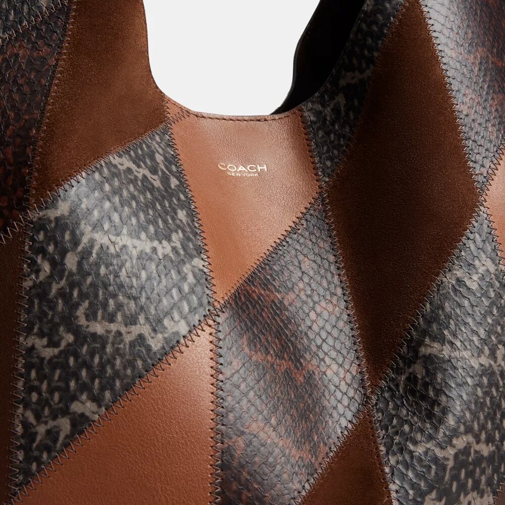 Τσάντες Ώμου Brooklyn 39 με παττσουάρκ από δέρμα φιδιού